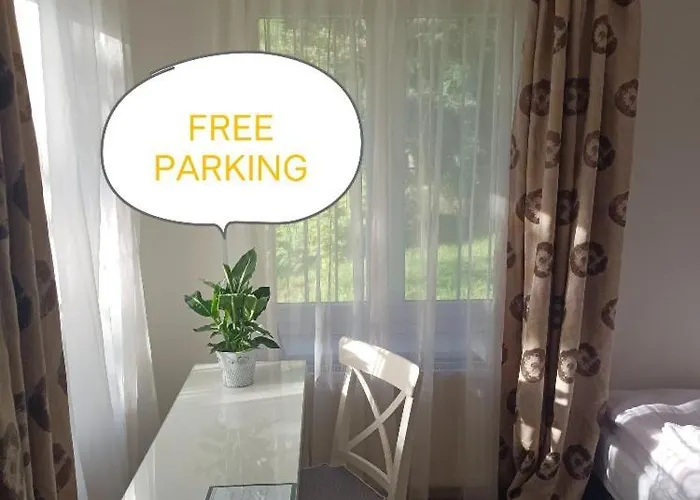 Lovely And Free Parking *