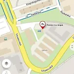 Lovely And Free Parking *